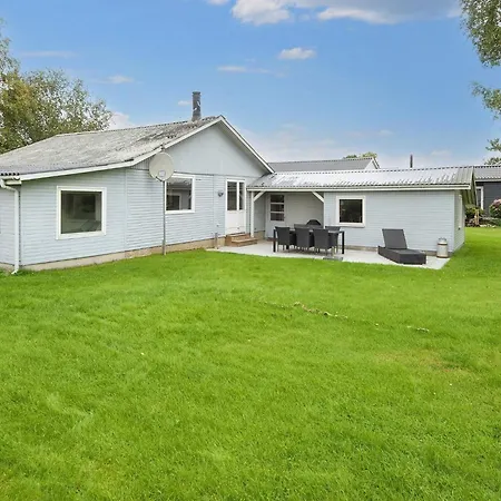 6 Person In Haderslev-by Traum